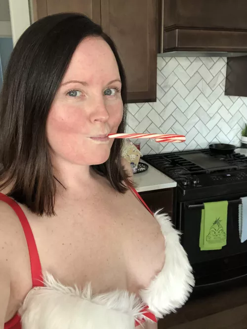 This candy cane is fun…but I want something bigger 😜