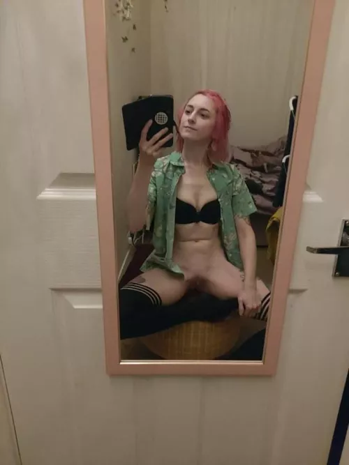 Trying on my new shirt 🥰