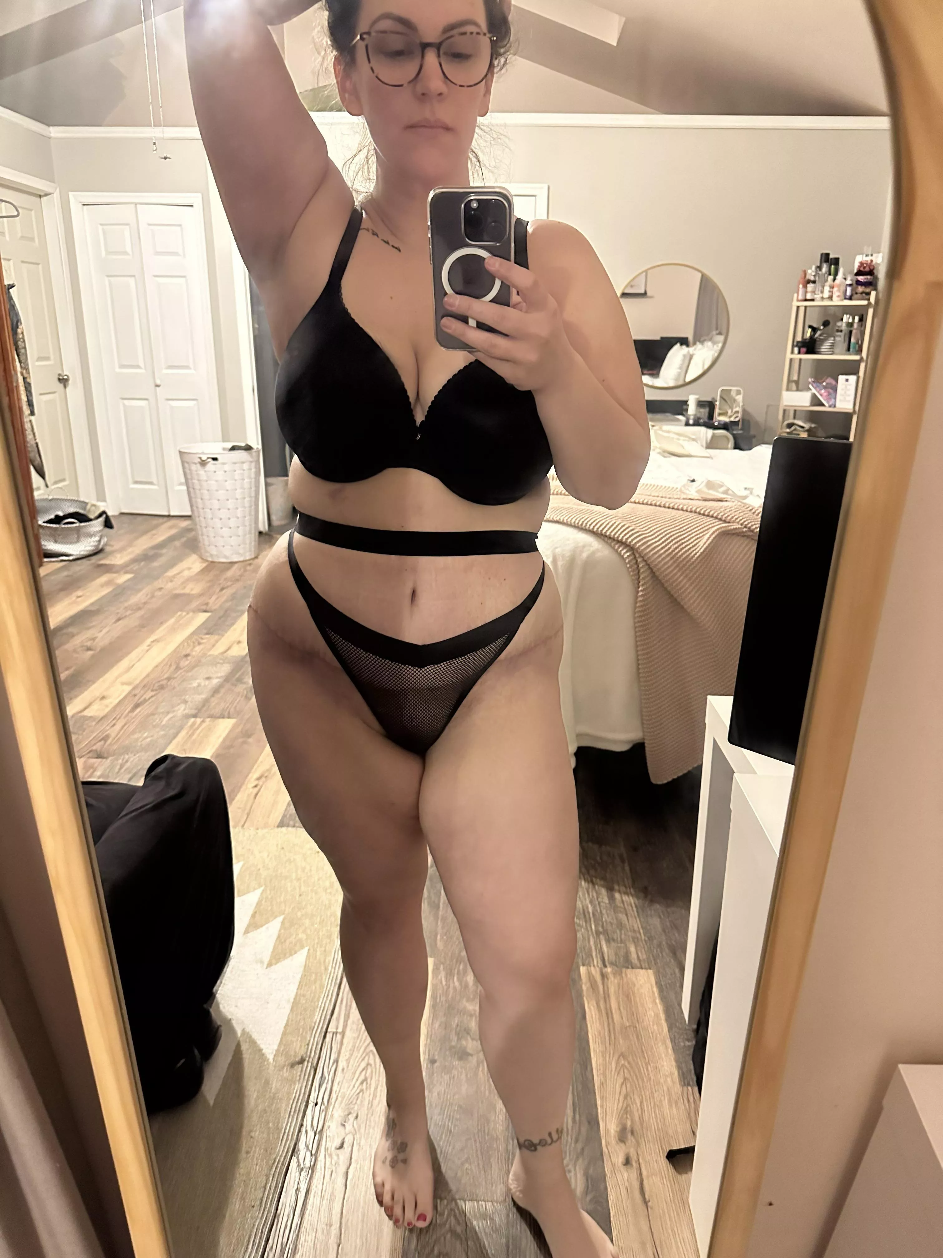 Trying on part of NYE outfit 😊