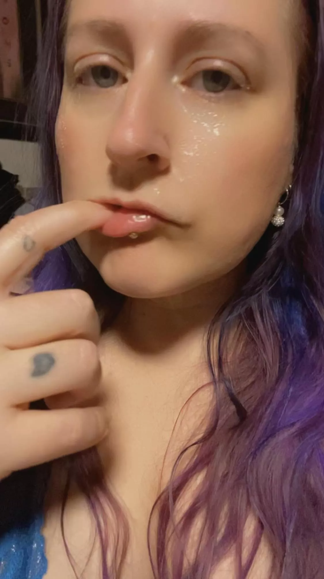 When you wear your mask like a good girl 🥰😜