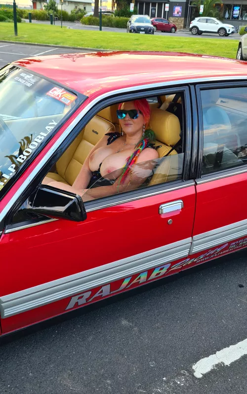 Who can figure out this make and model? [OC]