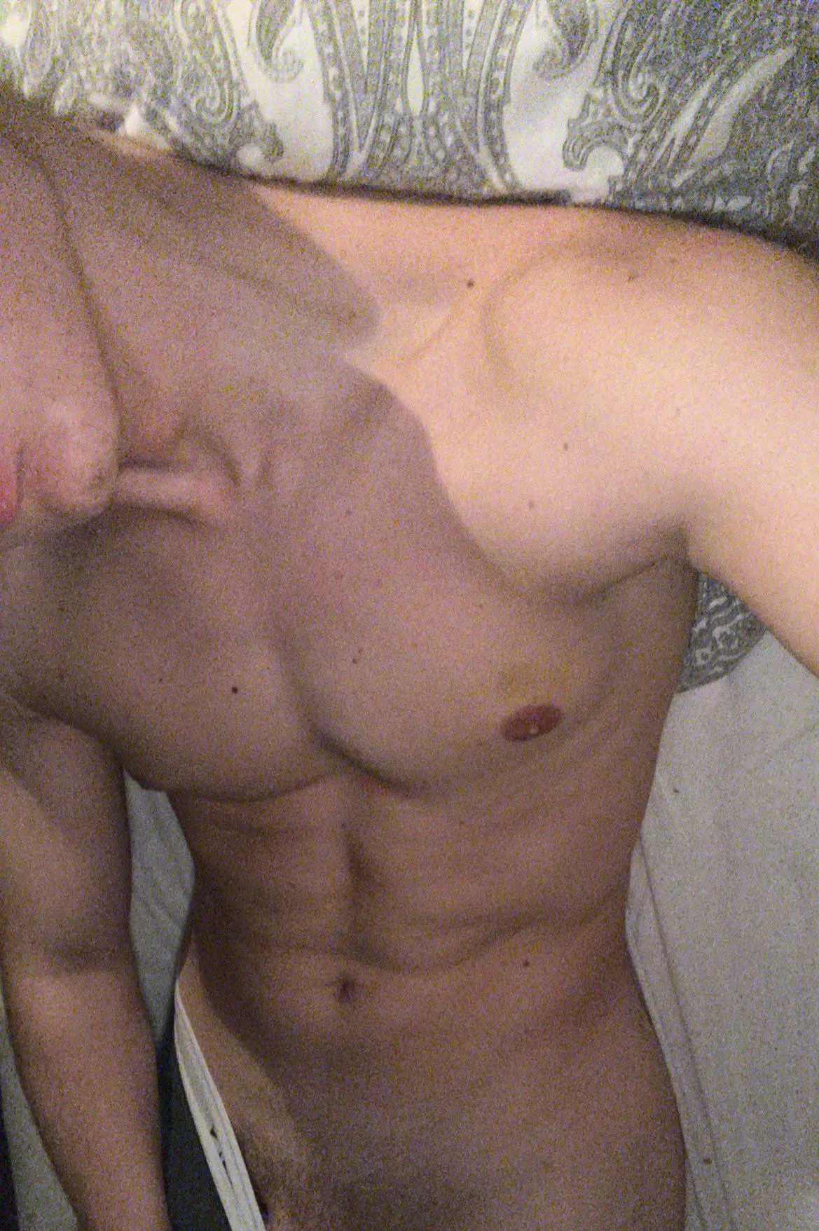 19m Chilling alone. Who wants to play