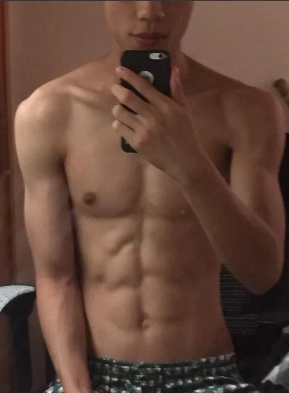 21 college soccer player looking for masc and fit bros and dom guys. Send face on add for response. arab+++ SC: samuel.sons