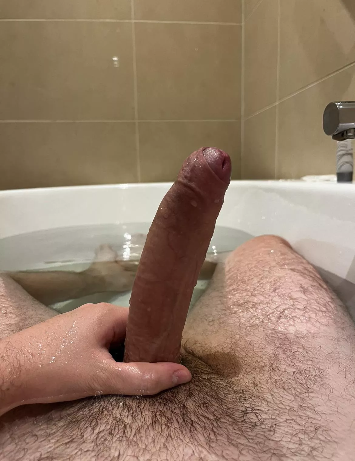 22 Yo got horny whilst playing... DM for snap?