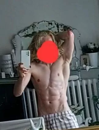 23 send me whatever turns you on except ra*e, sh*t, ch*ld pr*n. snap: baevalenci