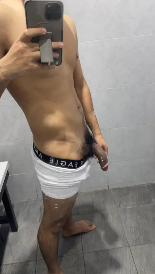 24 Softie at the gym. Come make me hard. SC: Micheal24x