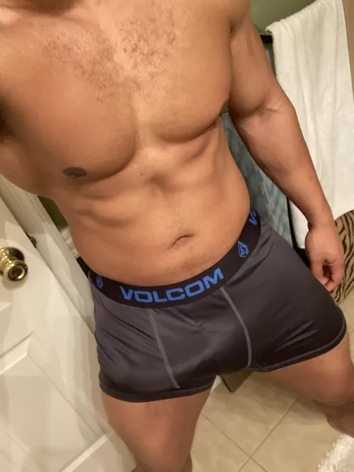 29M Merry Christmas Yah Filthy Animals. Dallas BBC Bull looking to please