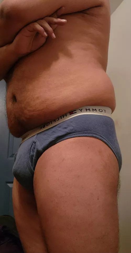 [30] Weekends here hmu