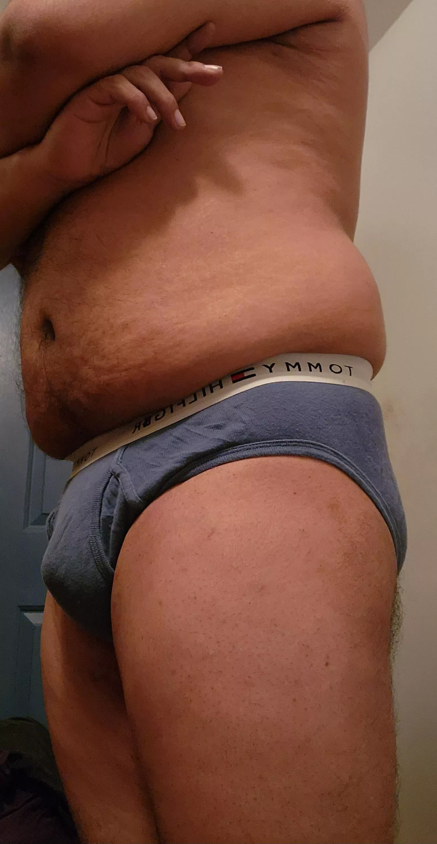 [30] Weekends here hmu