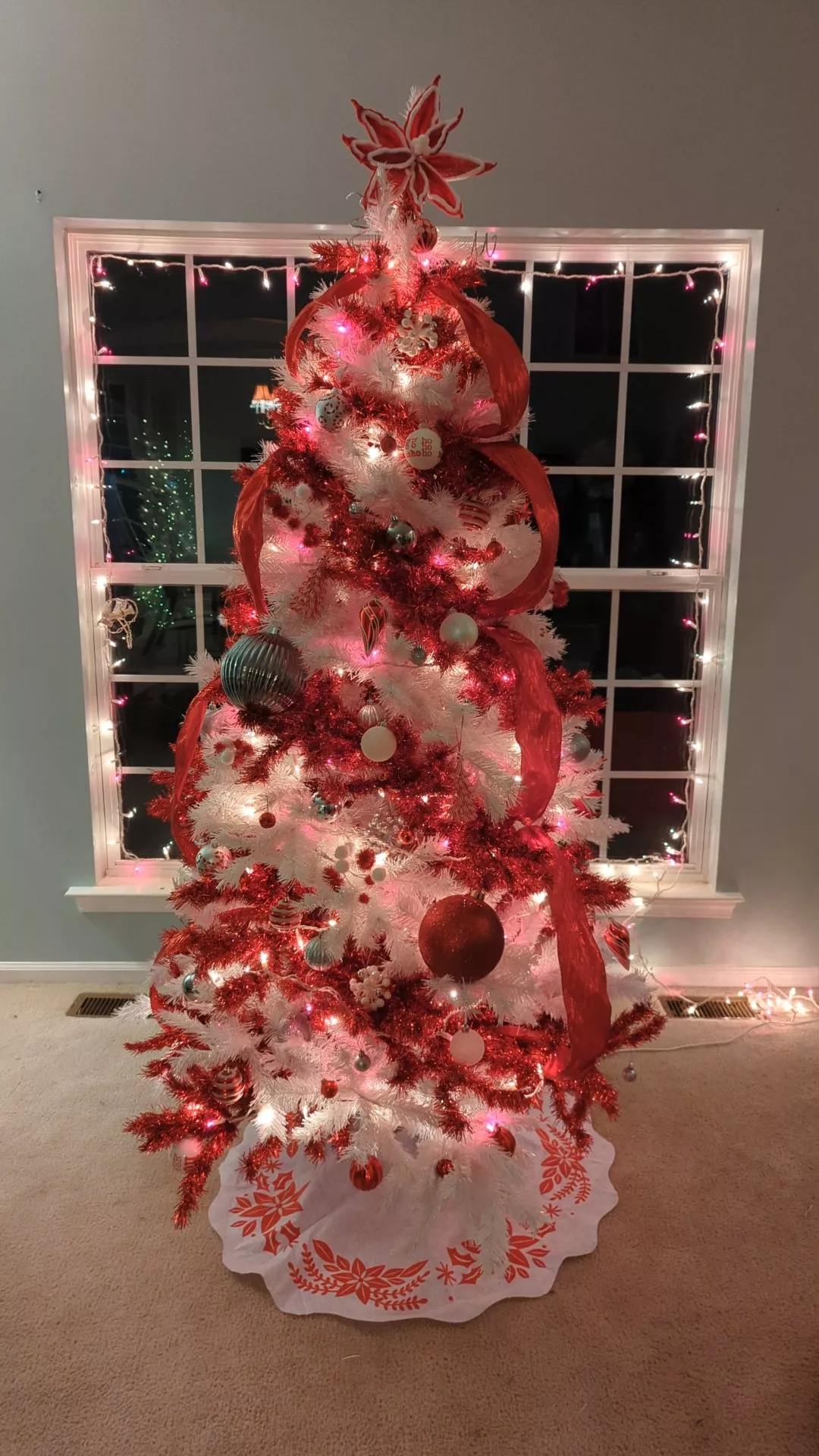 31 m nj thick dick needs a twink under the tree