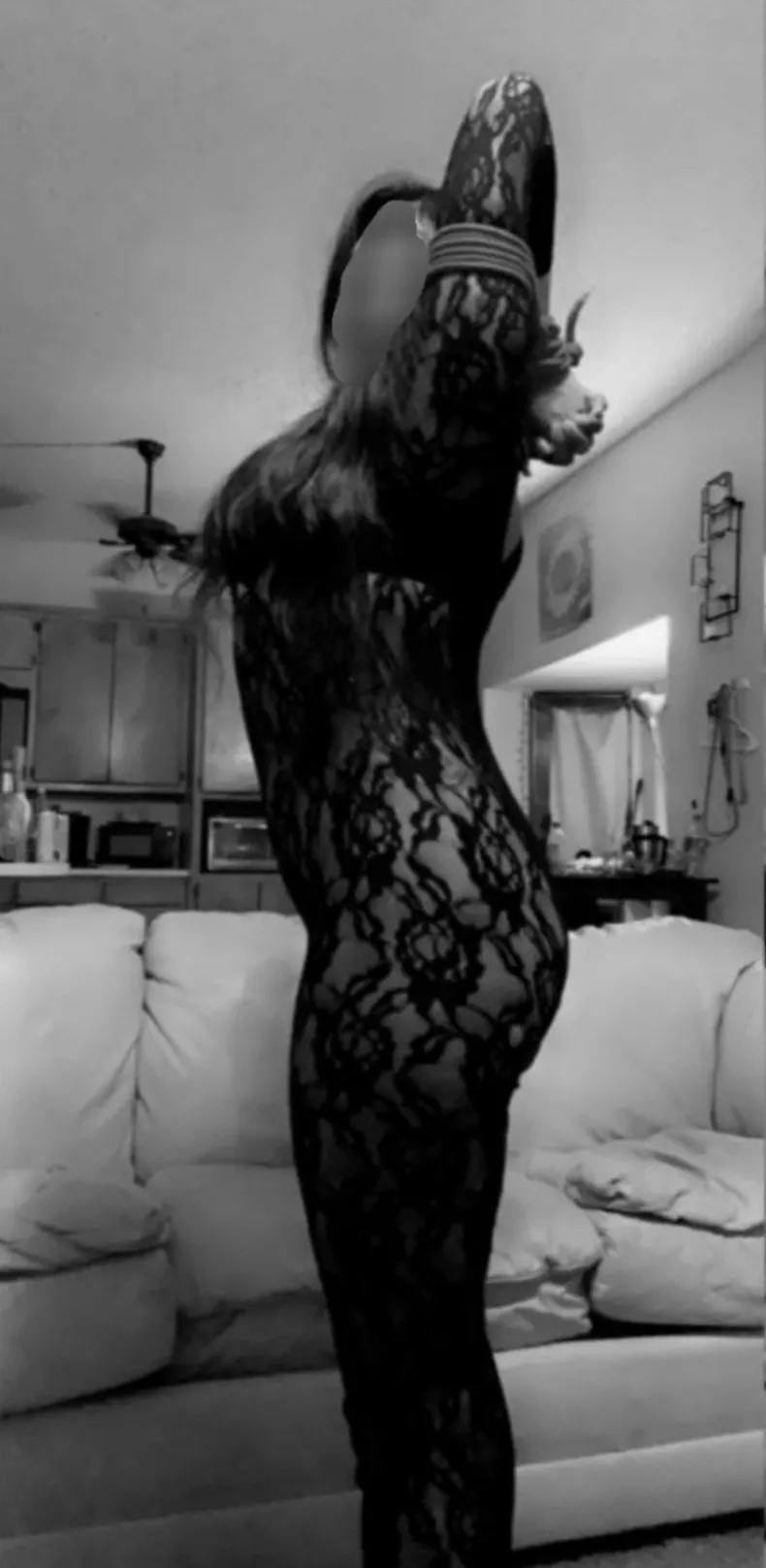 a standing shot of the roomie, show her off a little more