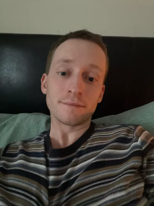 Anyone down for a video/date? 27 🇮🇪 here. I’m @itsdeco2022