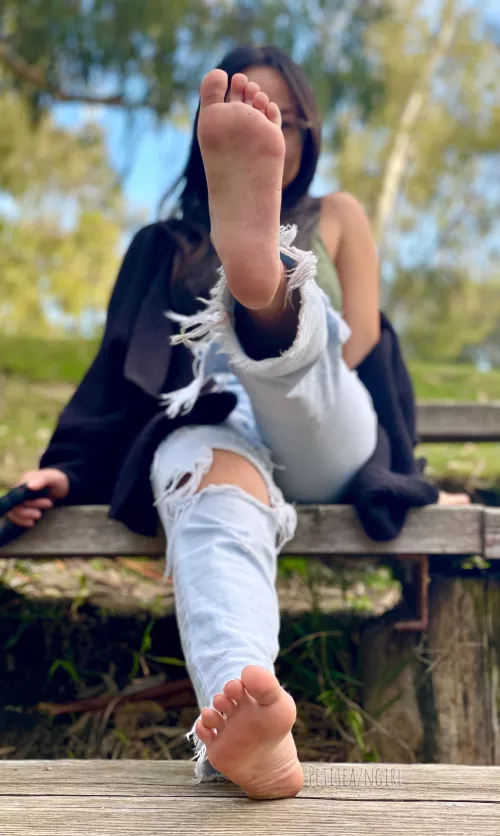 Be a good boy and come over here 😈