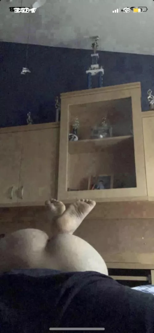 Big white booty boy in nc but in Florida right now hit me up. Down to meet or FaceTime