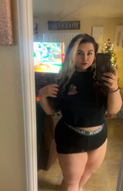 Chubby brats play better😈😝