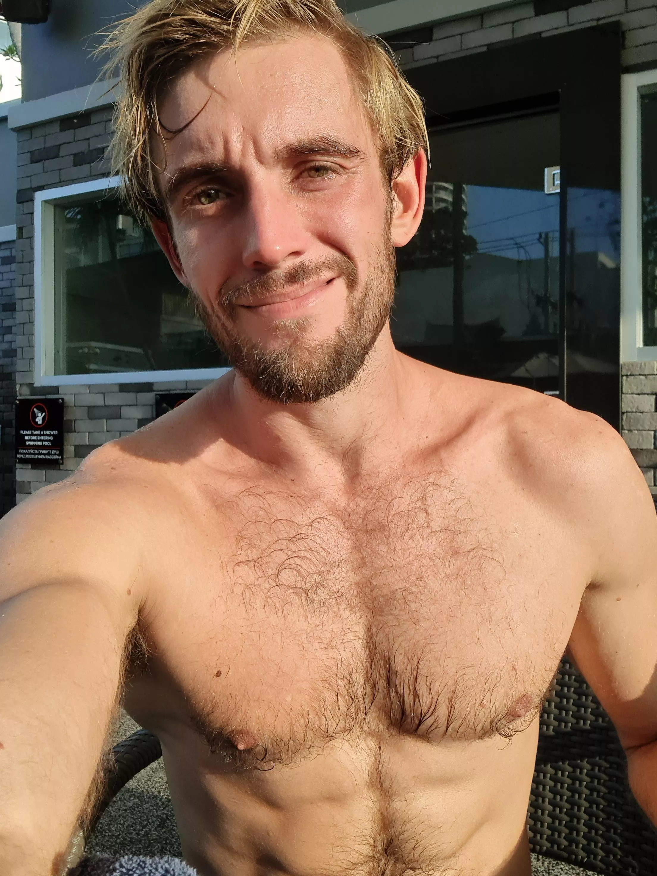 come to the sauna with me, friends or stalkers ! 😜 (32)