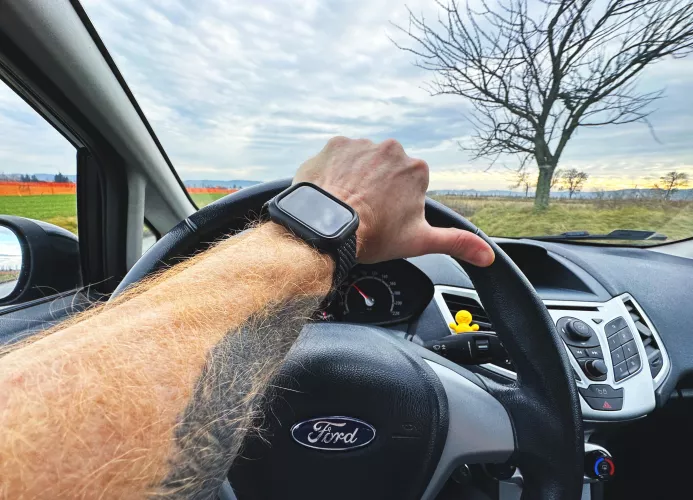 🎶 Driving Home for Christmas 🎄