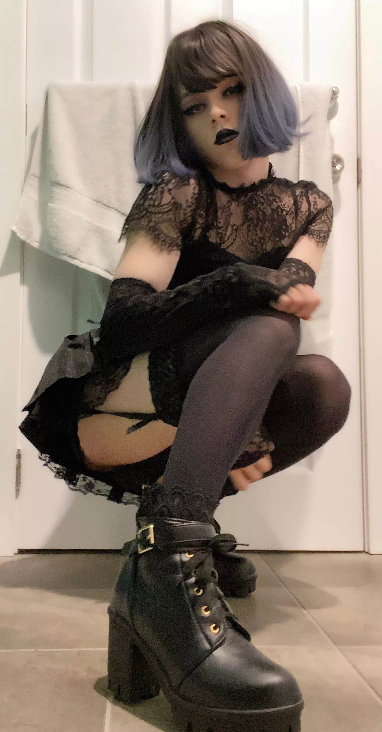 Feeling both cute and bored tonight