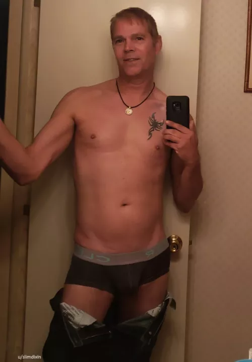 Hardly ever wear trunks, but brrr, its cold