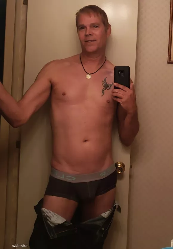 Hardly ever wear trunks, but brrr, its cold