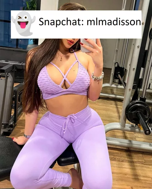 hello there Daddy can we have alot of good time this moment one more time ?? ❣️