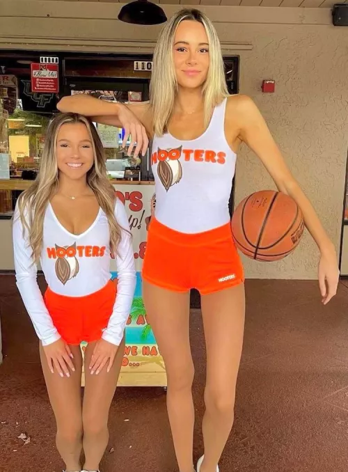 Hooters