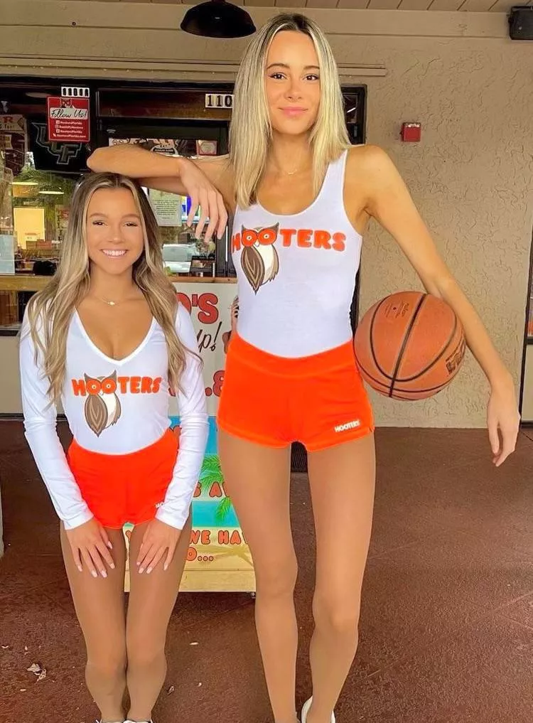 Hooters