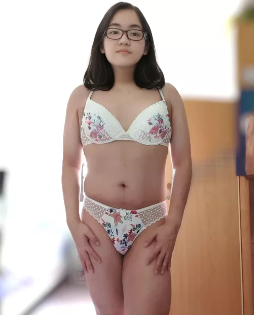 hope I making your cock go Ho Ho Ho