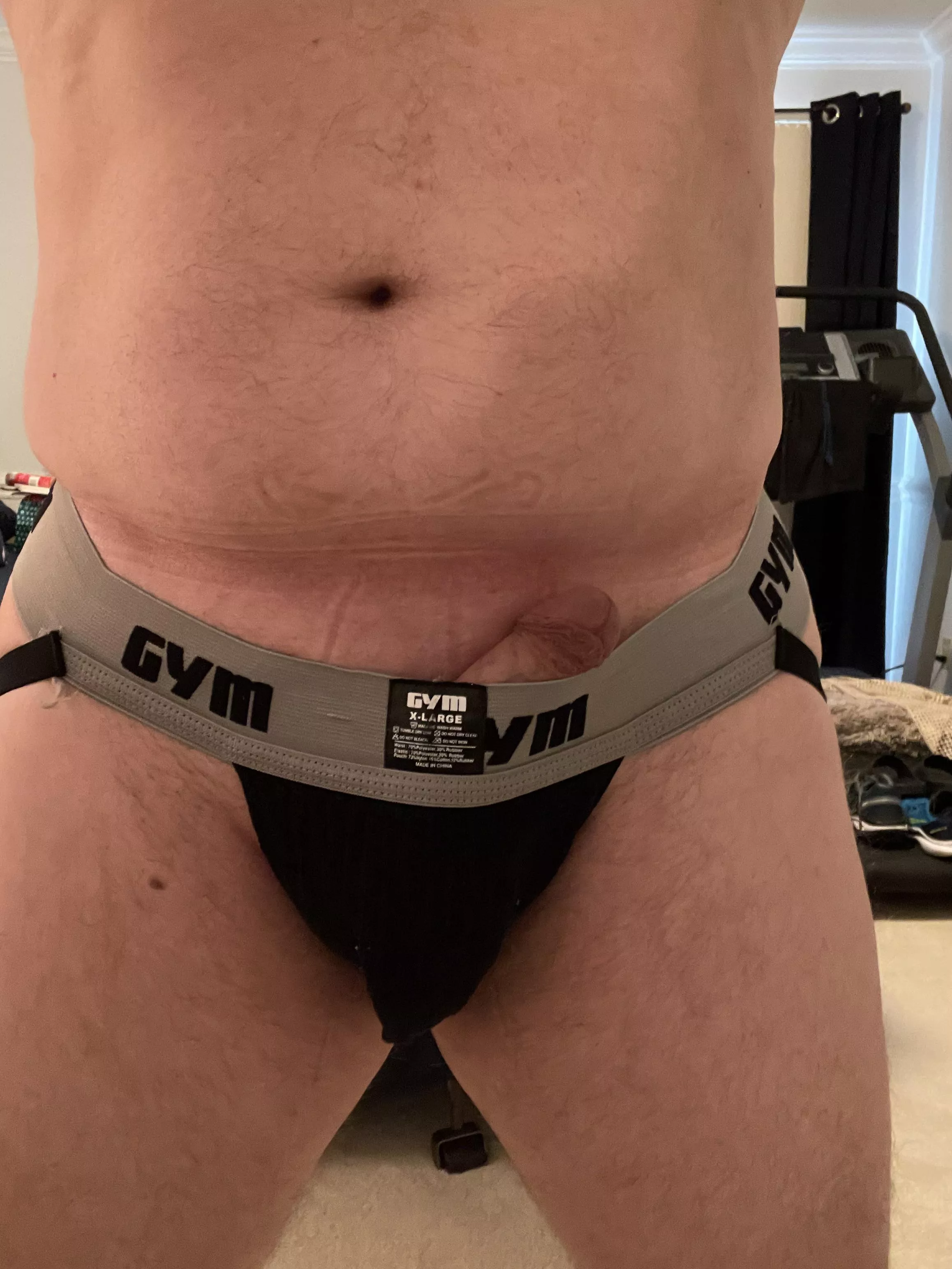 Hummm, I seem to be peeking out!