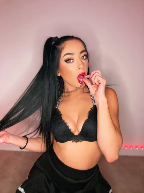 I don't need a bra, take it off me