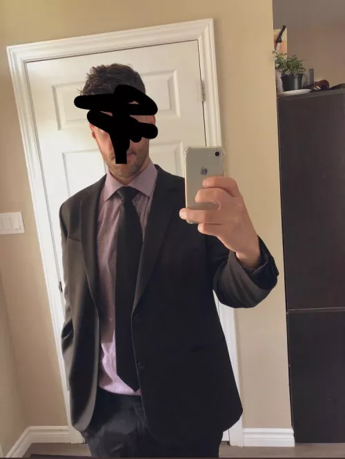 I have a kink that I want to be tied up in my suit and be roughed up. Preferably by another bro in a suit.