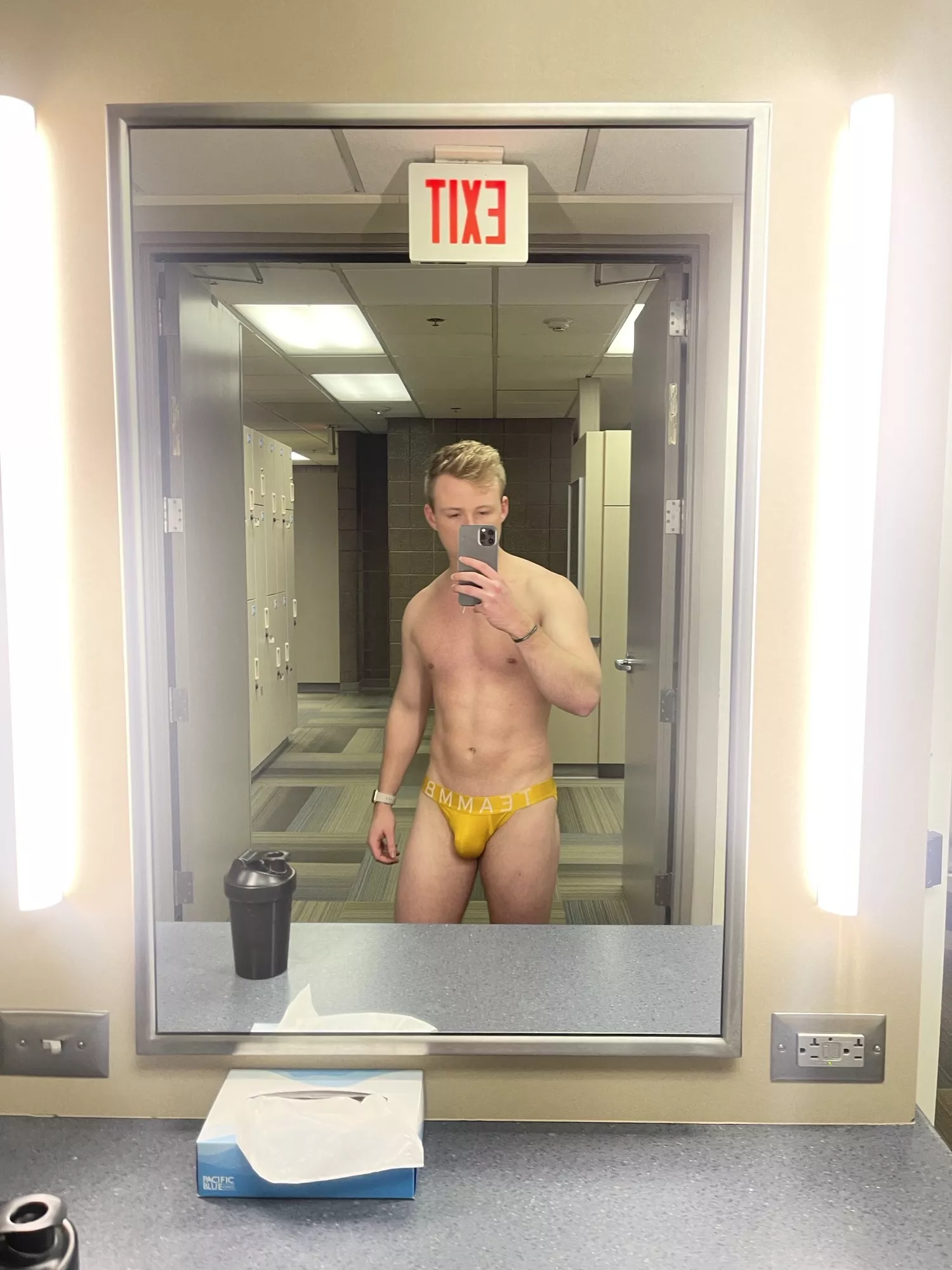 I hope the guy checking me out during this is on Reddit