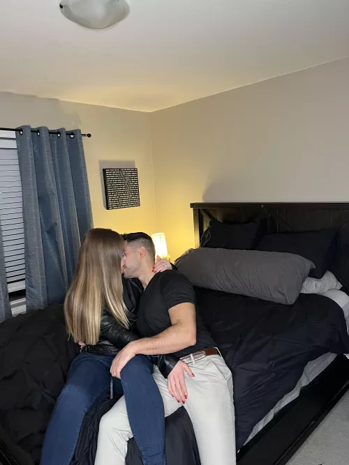 I love drooling over my Latino cocks… hubby can’t wait to see the video 💦