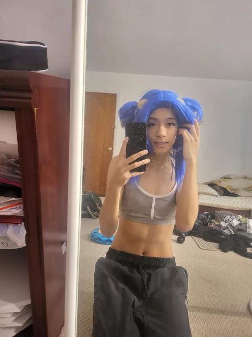 ignore my messy room kskdmdkd