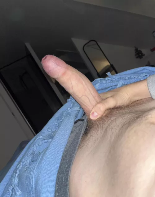 I’m Very horny slide to my DM