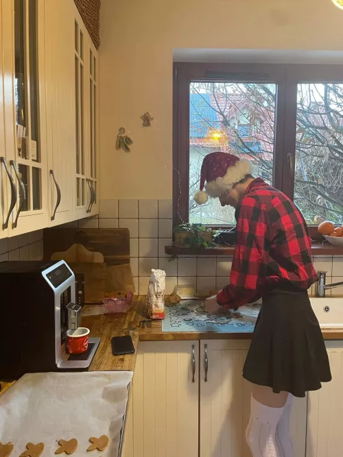 Just a femboy baking some cookies