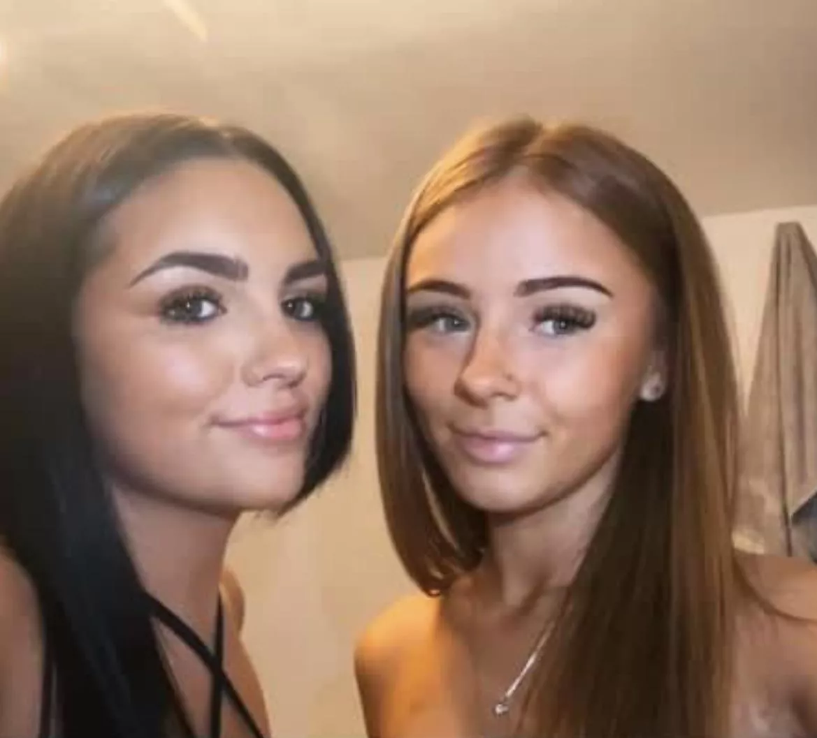 Left or right?🤤😍