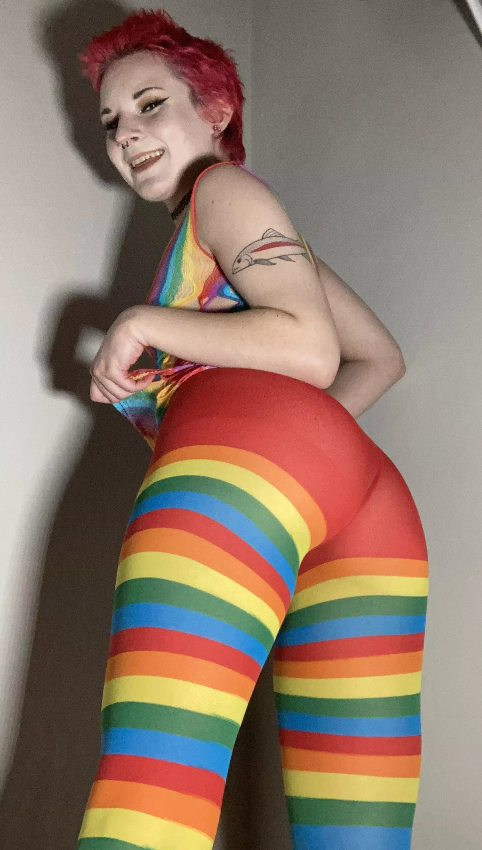 Love a tight dress and tight pantyhose combo