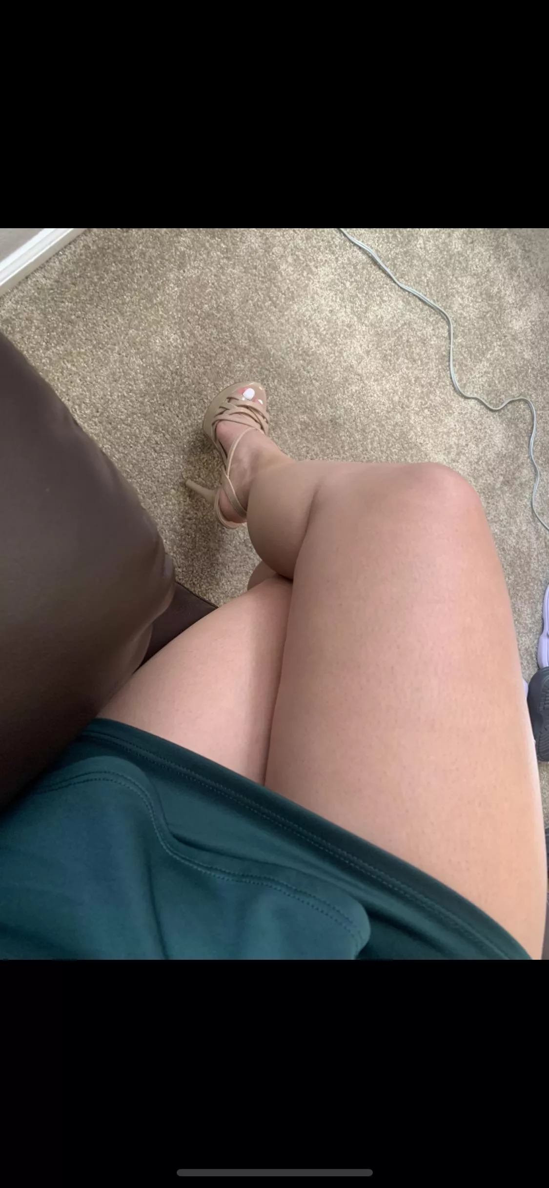 Love my nude heels 😍