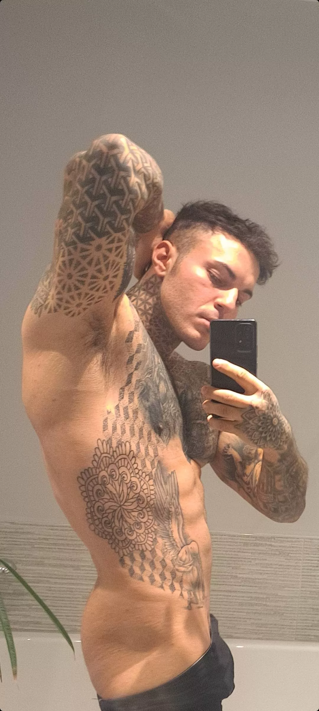 Love post workout flexing