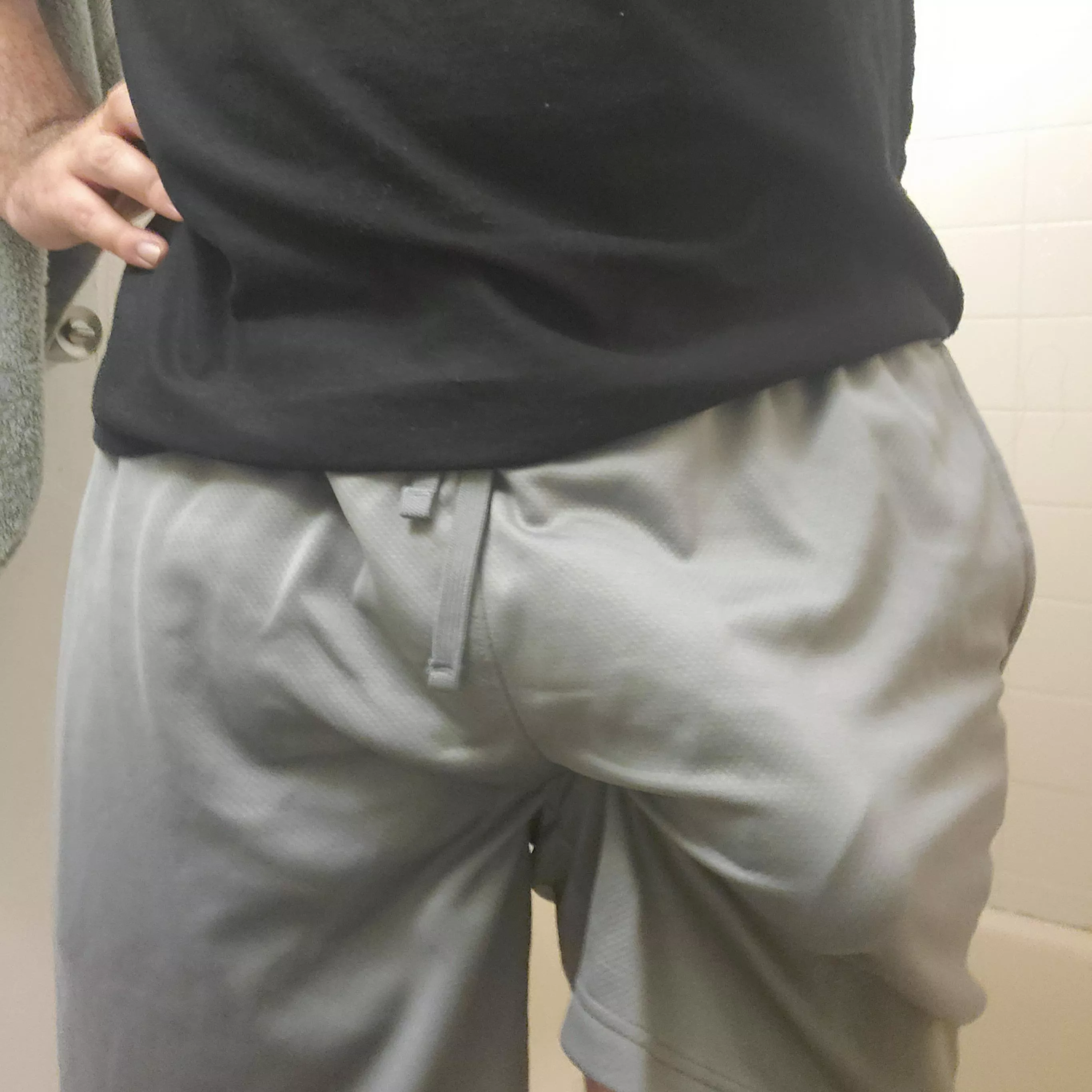 love showing of my huge cock in public