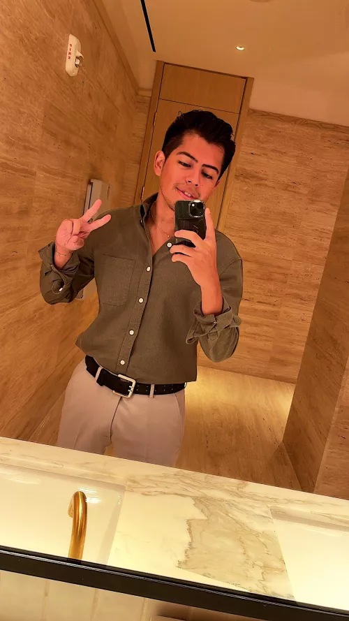 MERRY CHRISTMAS EVE BROS 😉😈🤙🏾