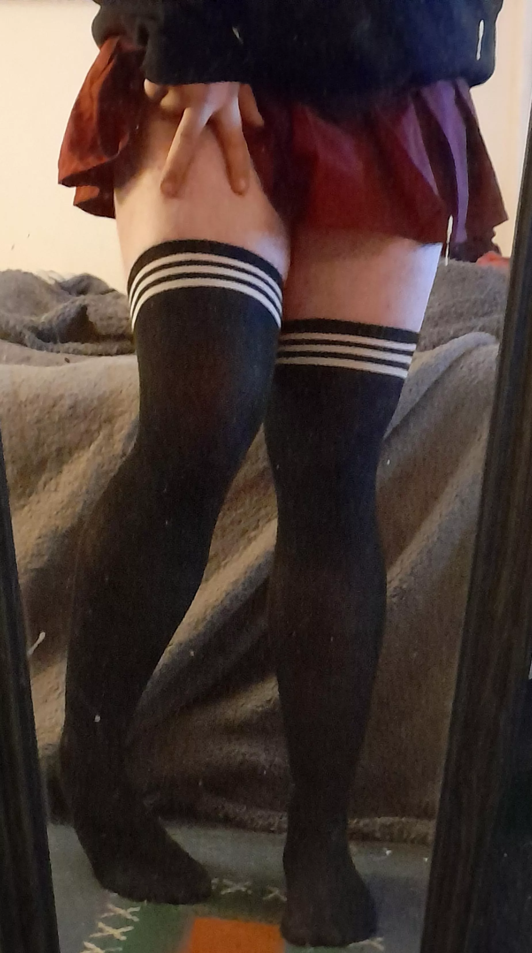 Never really done one without tights 😘 Merry Christmas from your fave goth bf