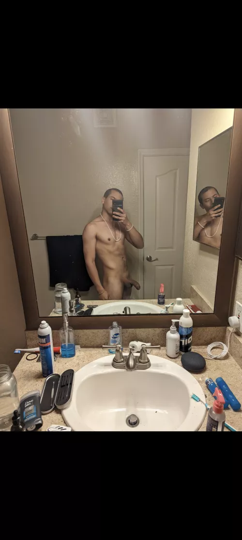Old pic back when I was more cut.[M]
