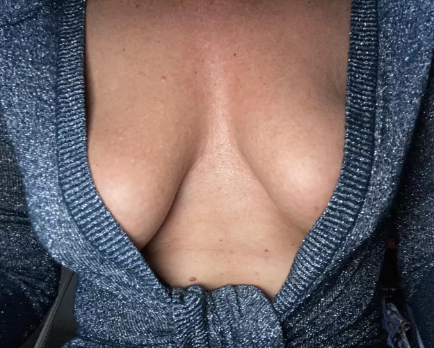 Party time. Time to sparkle.