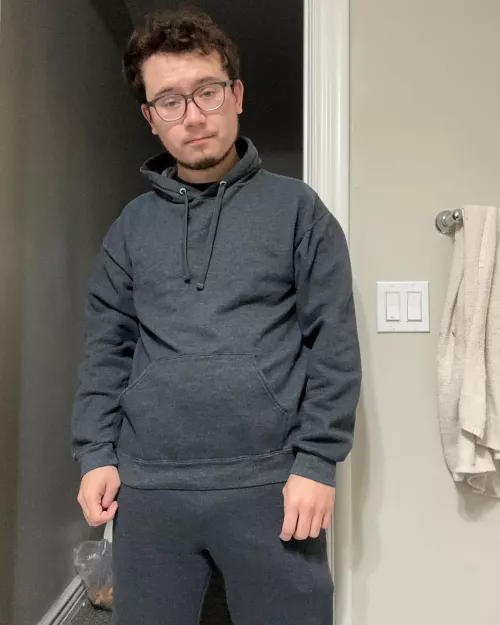 pay no mind to the serious face. happy holidays :)