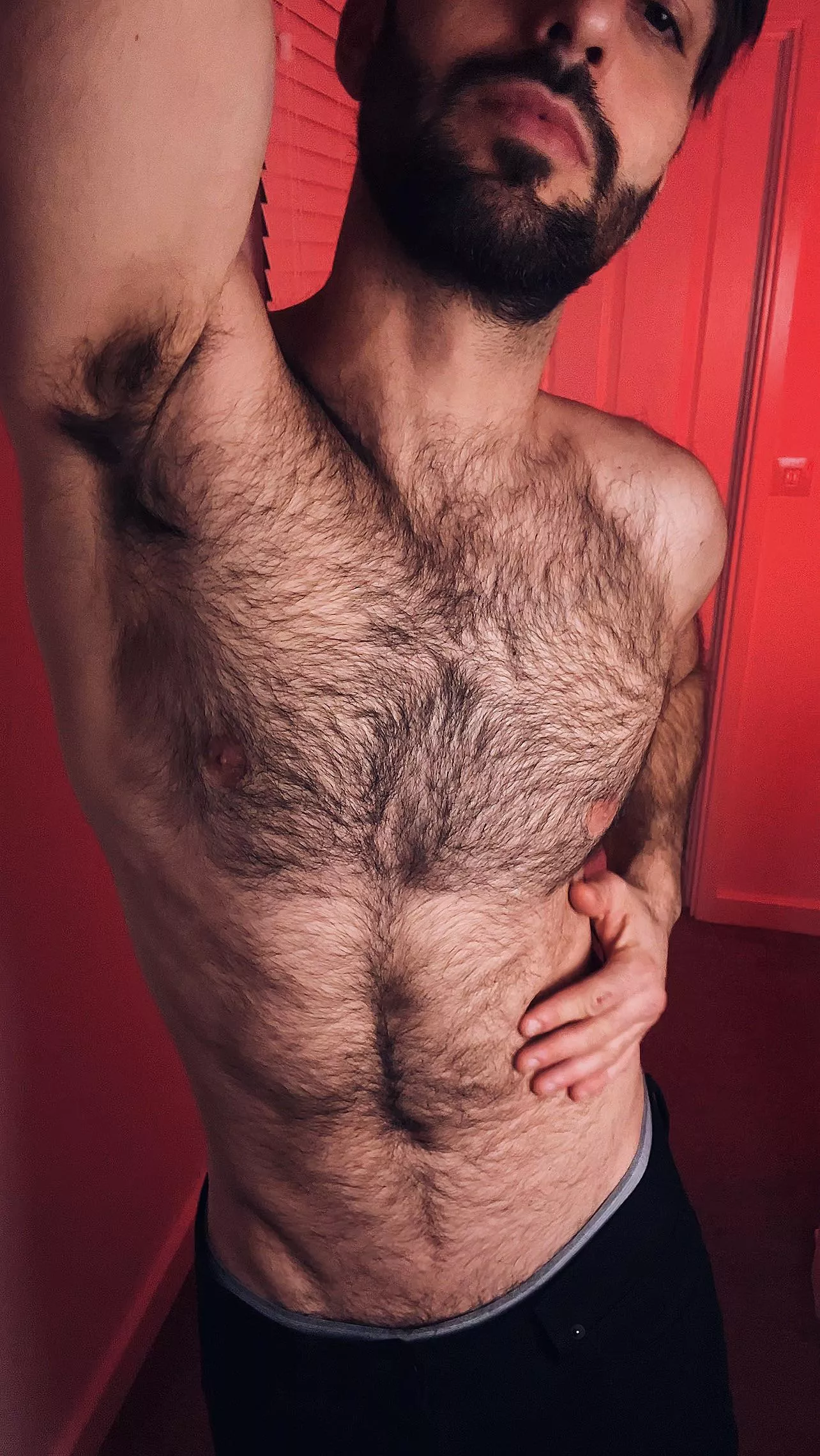 Press your face In there