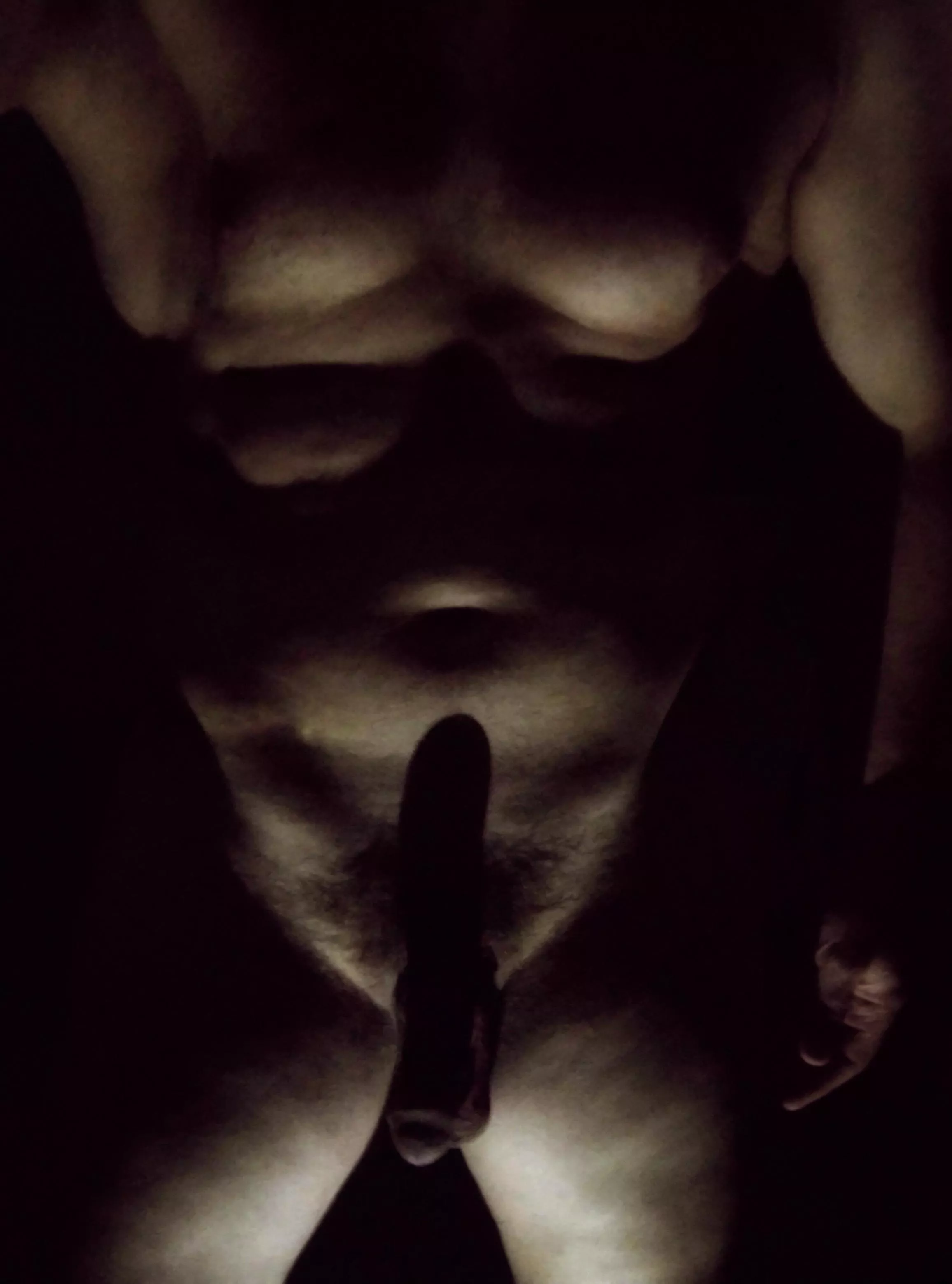 Shadowy bodyscape (m)