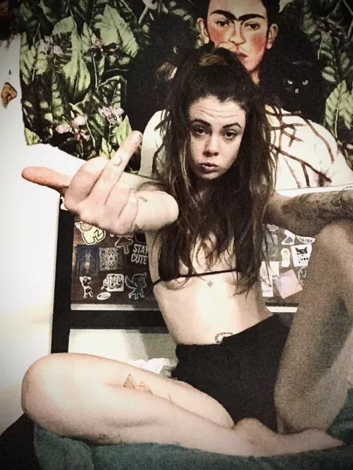 Slip away from that boring family function and cum have fun with your real Daddy.. I know you’re on My naughty list! 👿🙊 [domme]