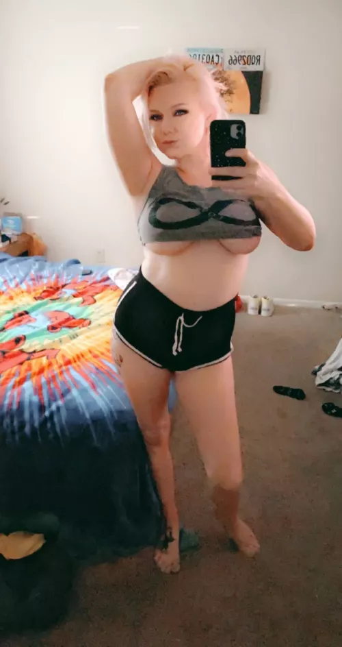 The girlies are getting real heavy...